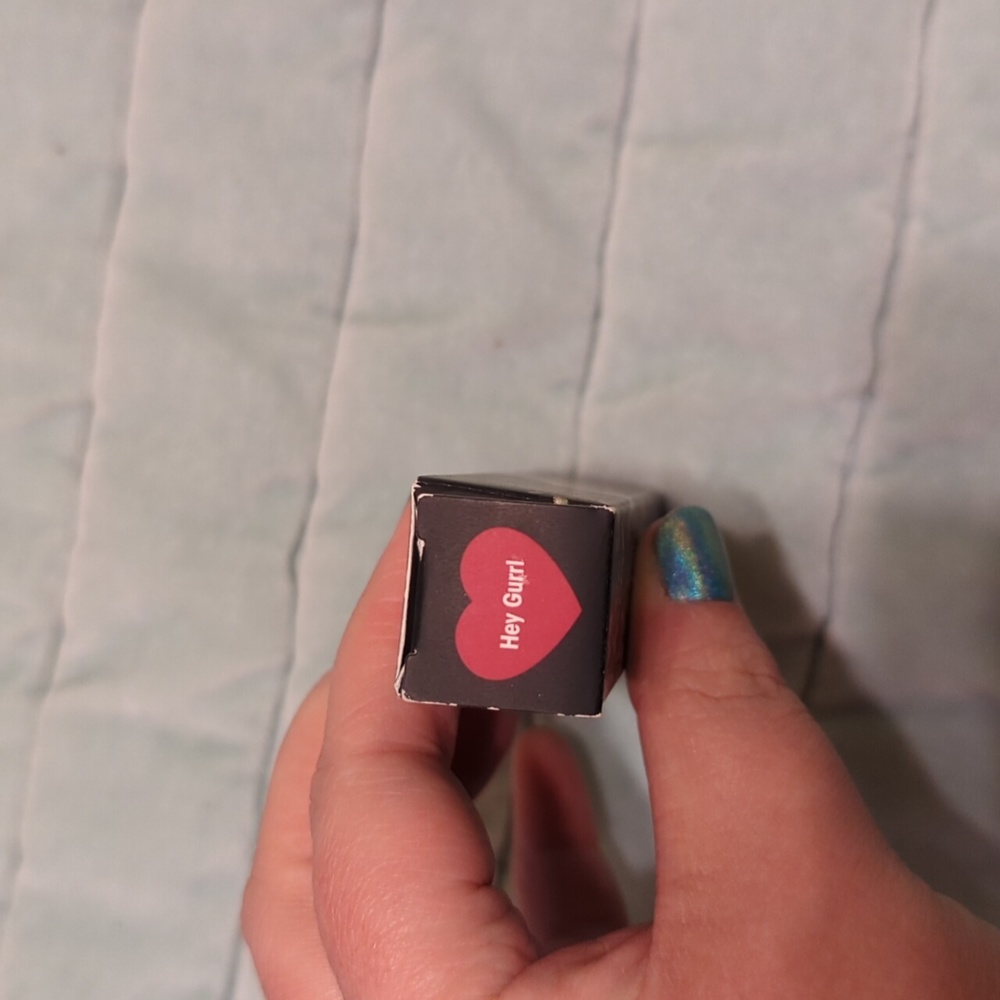 NIB Too Faced La Matte full size lipstick - Picture 3 of 4